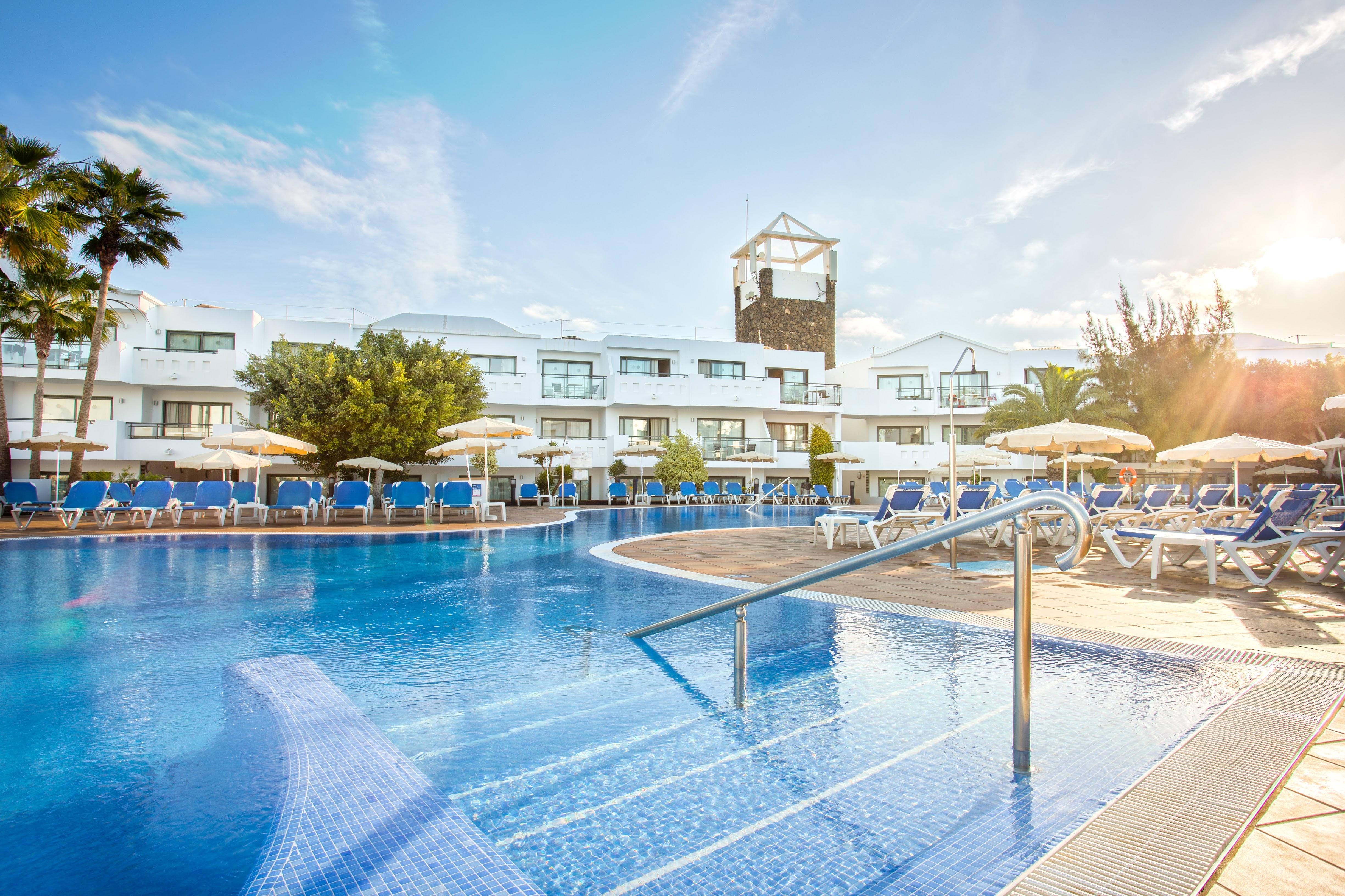 Thb Lanzarote Beach กอสตา เตกีสเซ ภายนอก รูปภาพ