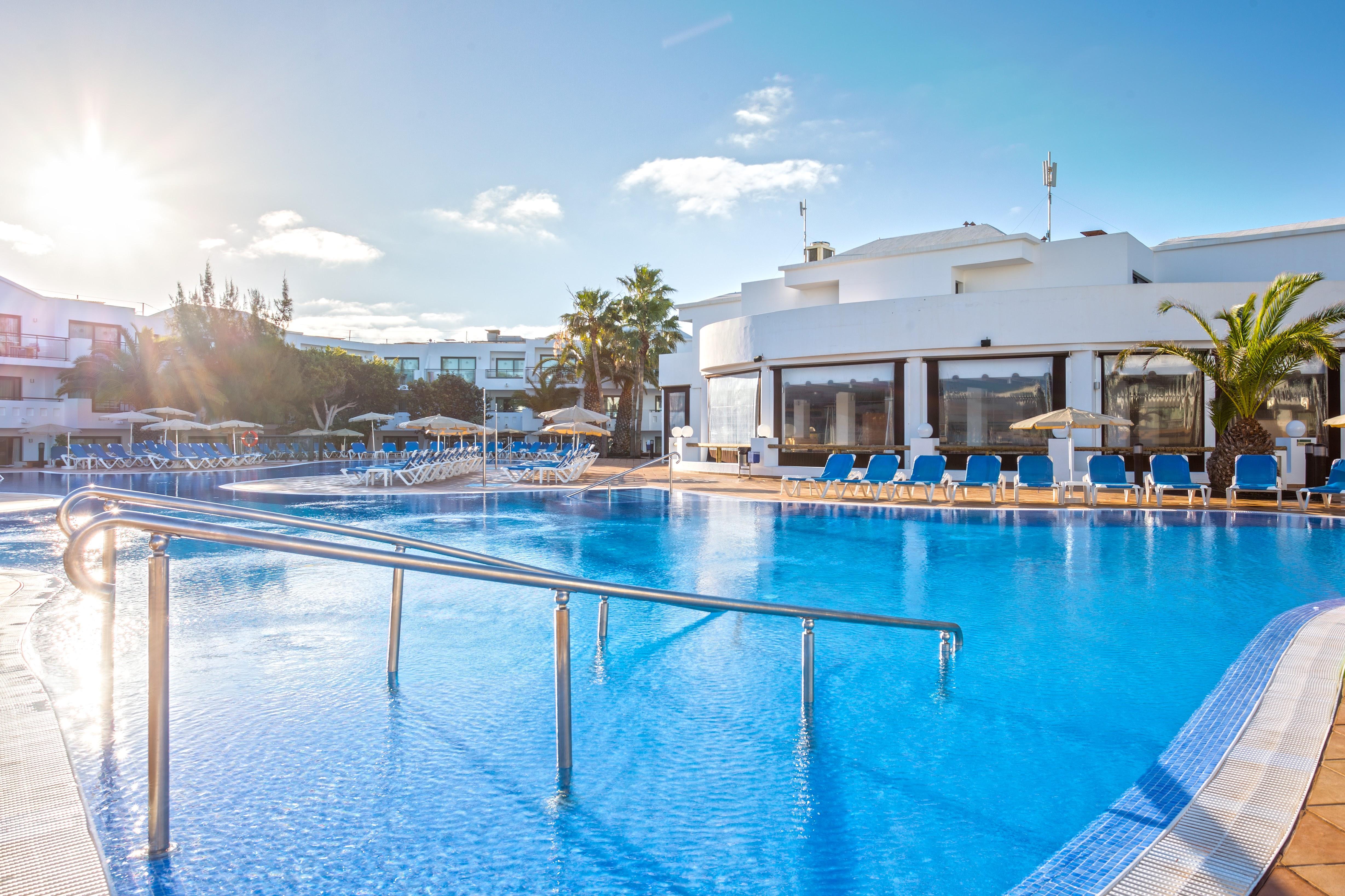 Thb Lanzarote Beach กอสตา เตกีสเซ ภายนอก รูปภาพ