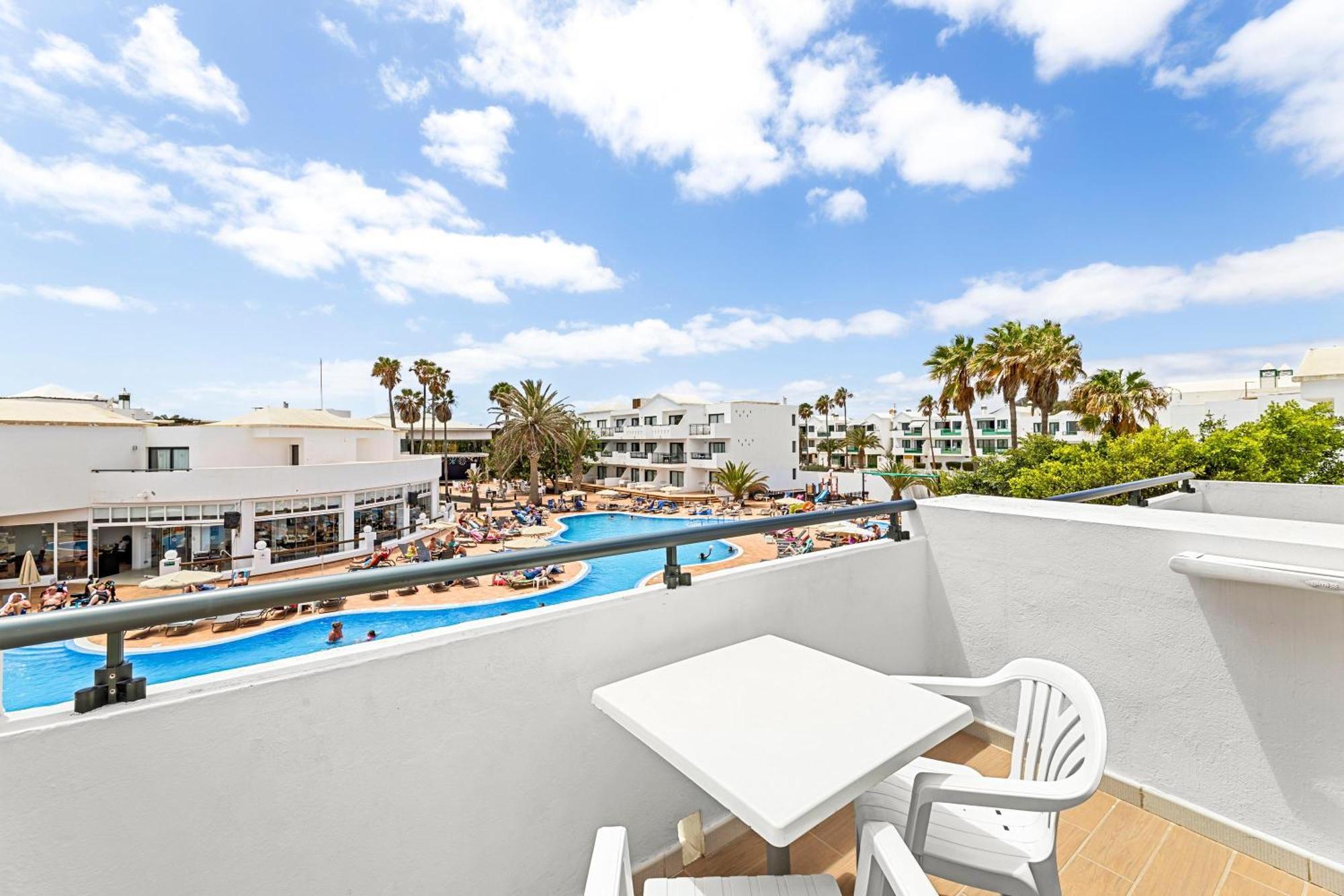 Thb Lanzarote Beach กอสตา เตกีสเซ ภายนอก รูปภาพ