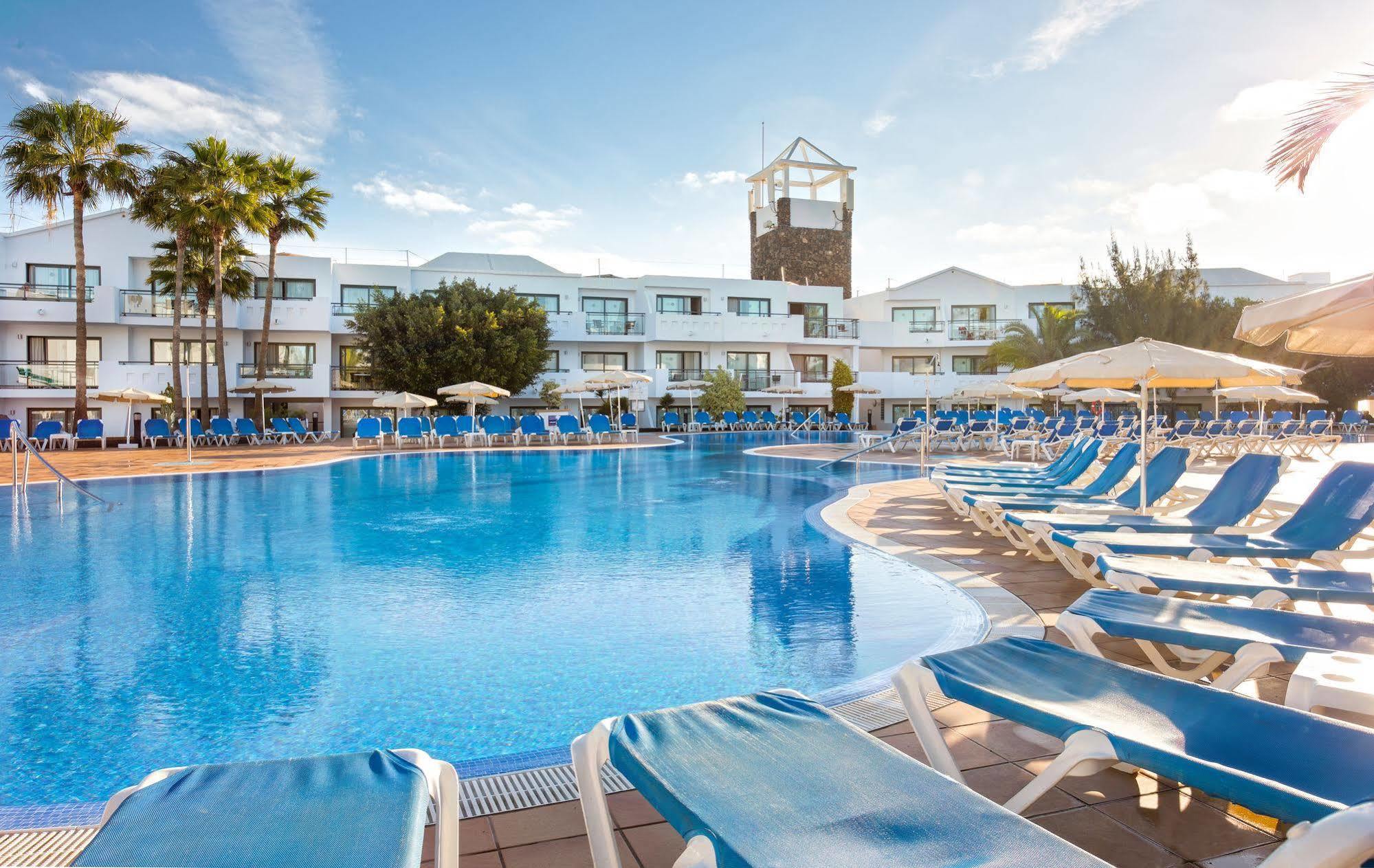 Thb Lanzarote Beach กอสตา เตกีสเซ ภายนอก รูปภาพ